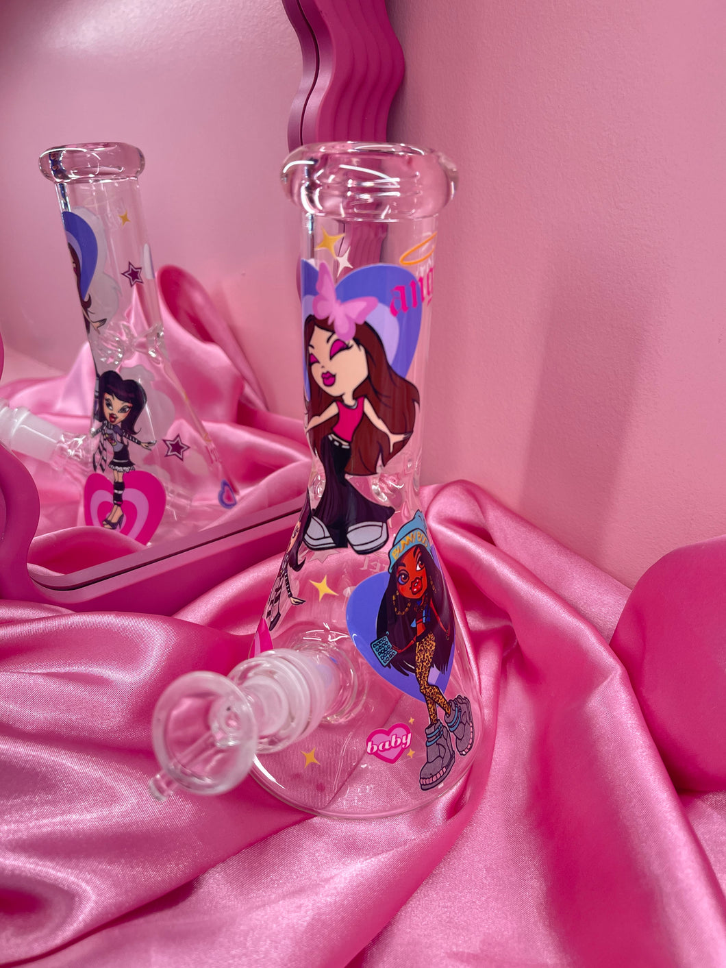 Y2K BRATZ BONG