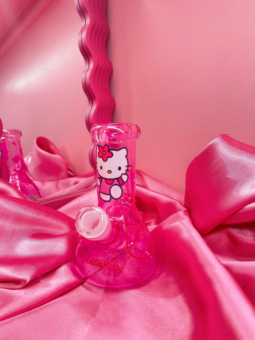 MINI PINK HK BONG